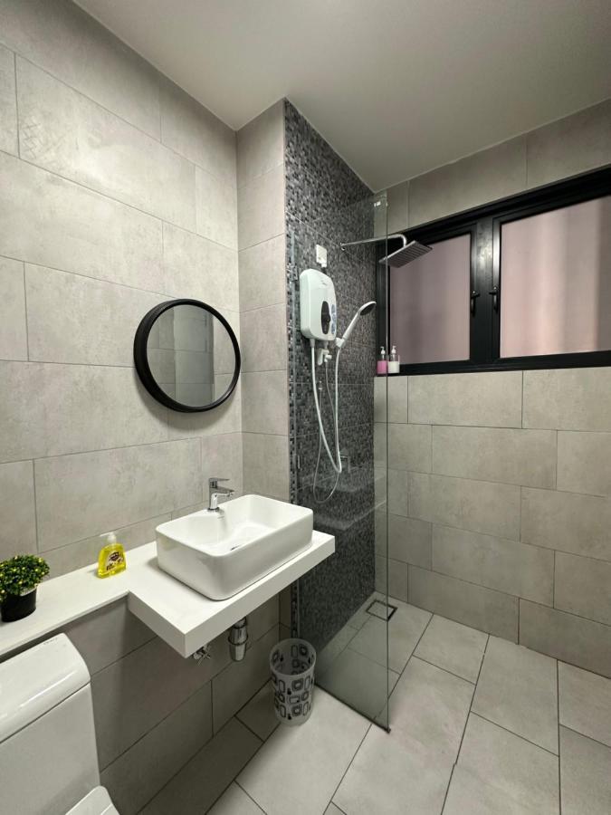 Sea View The Shore Luxury Newly Renovated Homestay Kota Kinabalu Eksteriør bilde